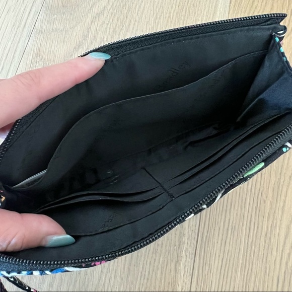 Vera Bradley zip wallet wristlet bandana swirl black floral paisley cute - Picture 7 of 8